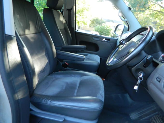 2025 Volkswagen Caravelle