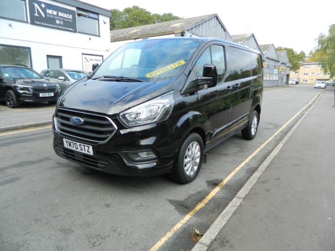 2025 Ford Transit Custom