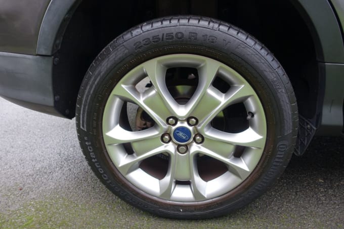 2025 Ford Kuga