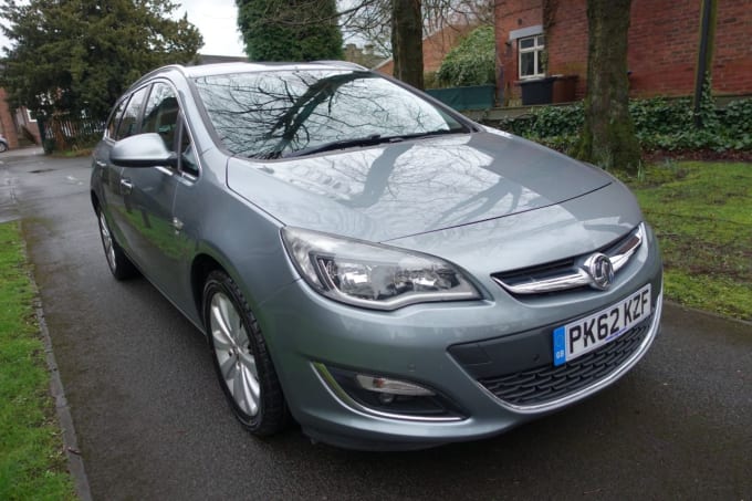 2012 Vauxhall Astra