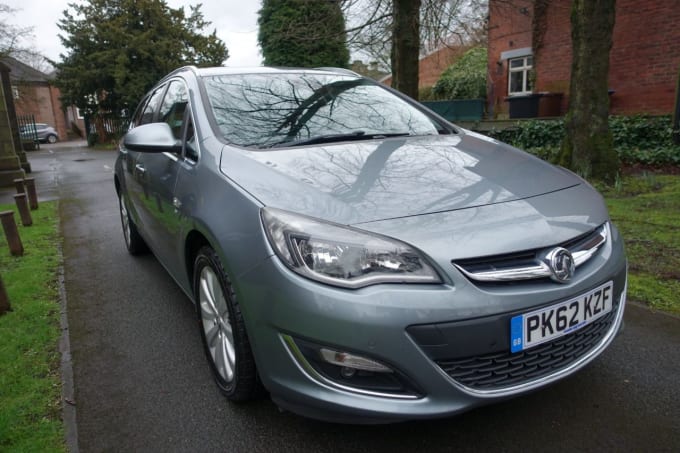 2012 Vauxhall Astra