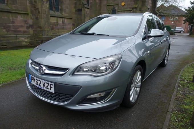 2012 Vauxhall Astra