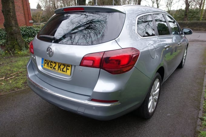 2012 Vauxhall Astra