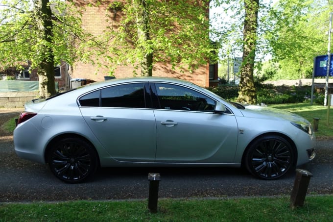 2025 Vauxhall Insignia