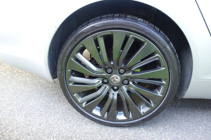 2025 Vauxhall Insignia