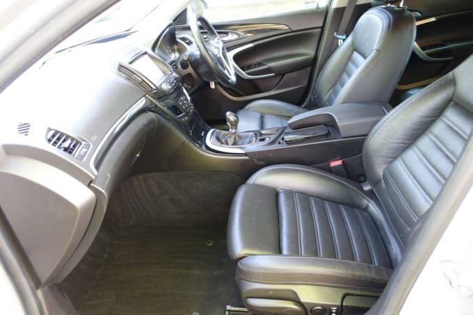 2025 Vauxhall Insignia