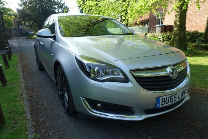 2025 Vauxhall Insignia