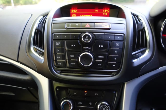 2025 Vauxhall Zafira Tourer