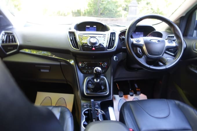 2025 Ford Kuga