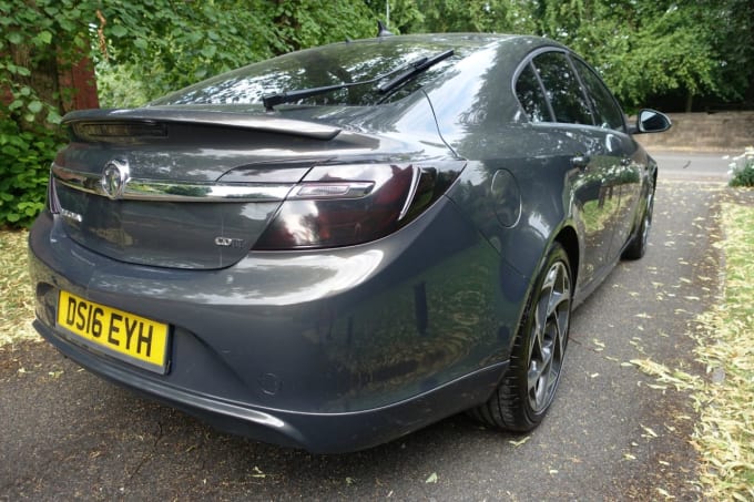 2025 Vauxhall Insignia