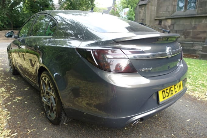2025 Vauxhall Insignia