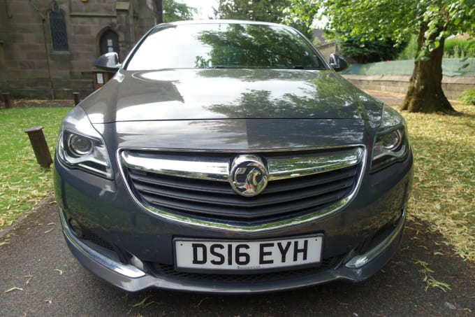 2025 Vauxhall Insignia