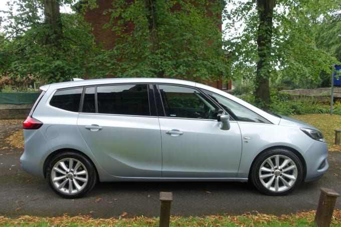 2025 Vauxhall Zafira Tourer