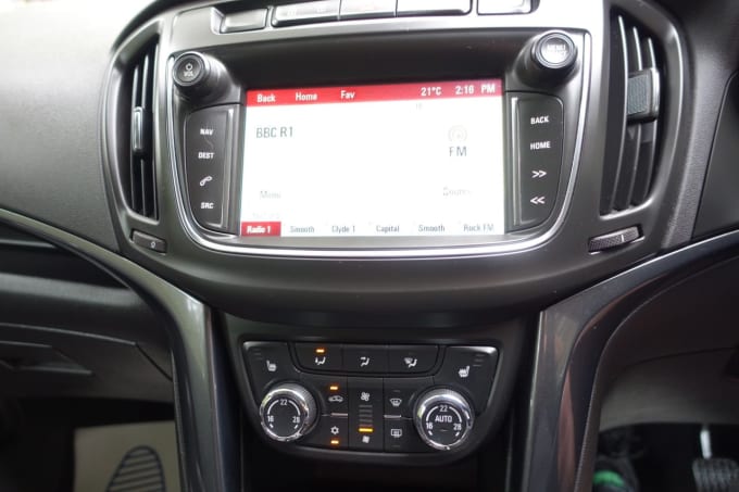 2025 Vauxhall Zafira Tourer