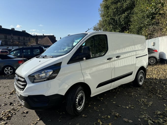 2025 Ford Transit Custom