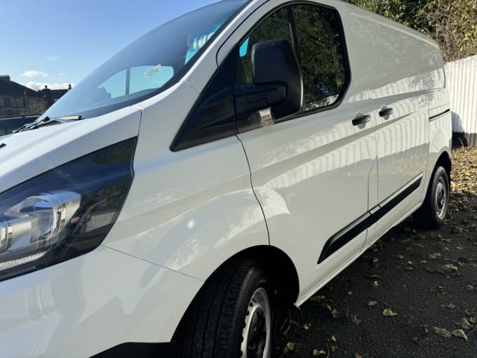 2025 Ford Transit Custom