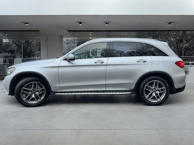 2025 Mercedes-benz Glc