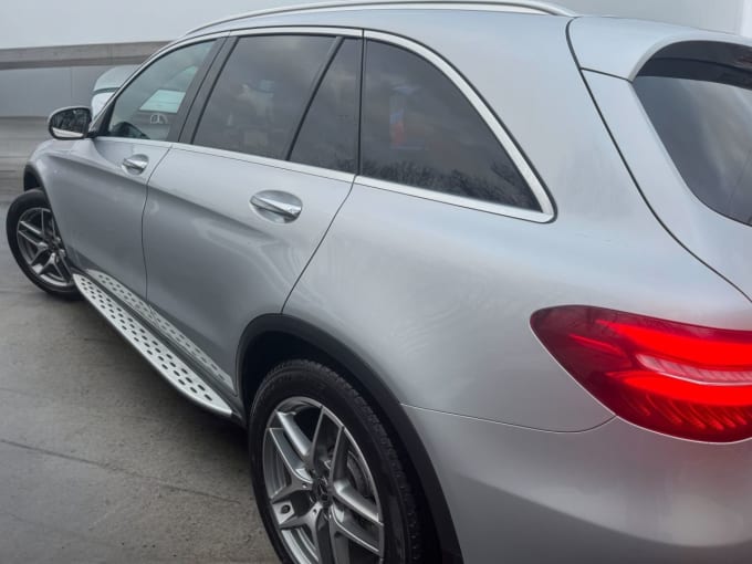 2025 Mercedes-benz Glc