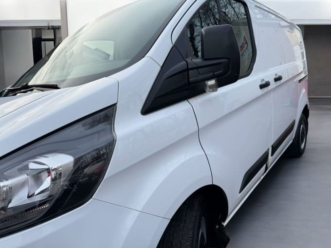 2025 Ford Transit Custom