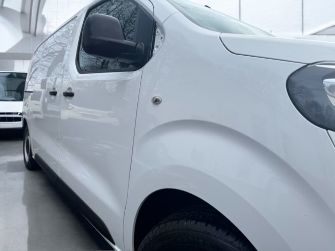 2025 Peugeot Expert