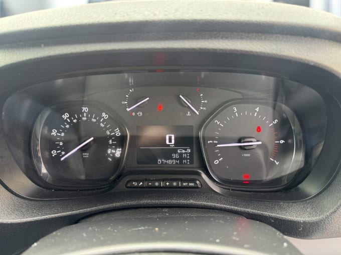 2025 Peugeot Expert