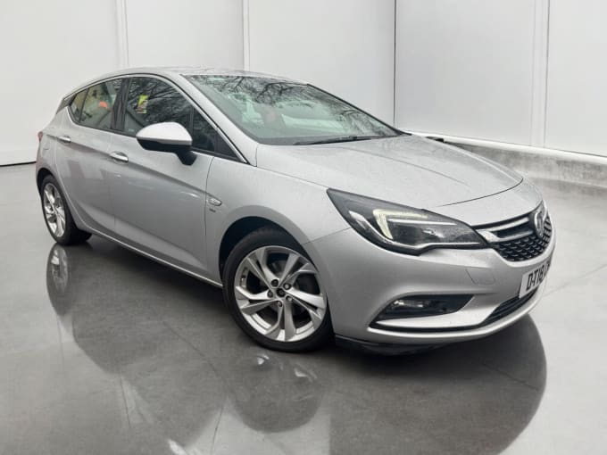 2025 Vauxhall Astra