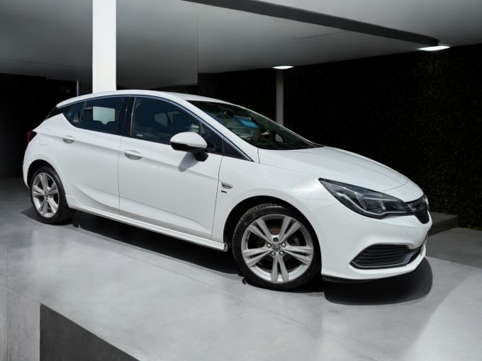 2025 Vauxhall Astra