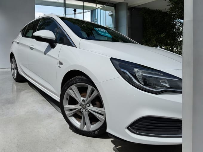 2025 Vauxhall Astra