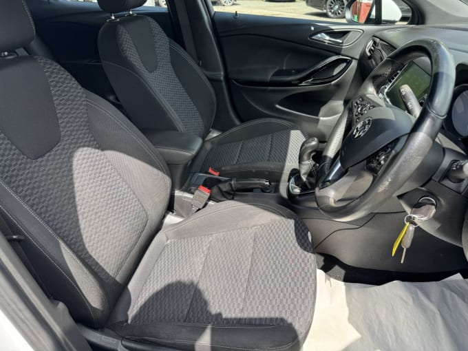 2025 Vauxhall Astra