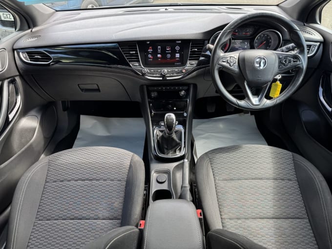 2025 Vauxhall Astra