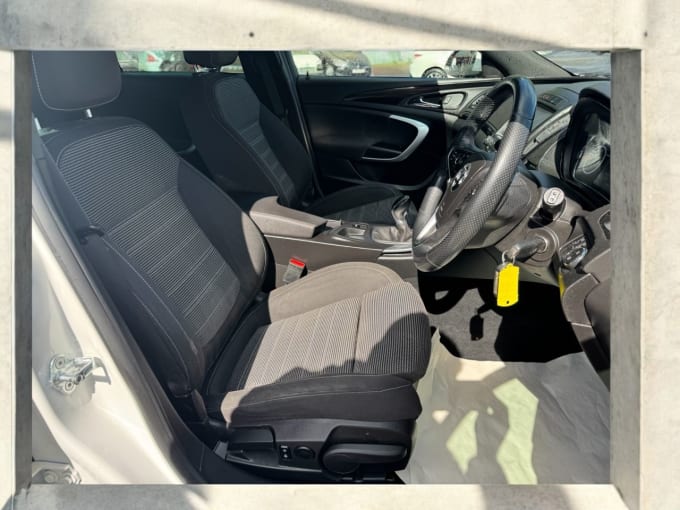2025 Vauxhall Insignia