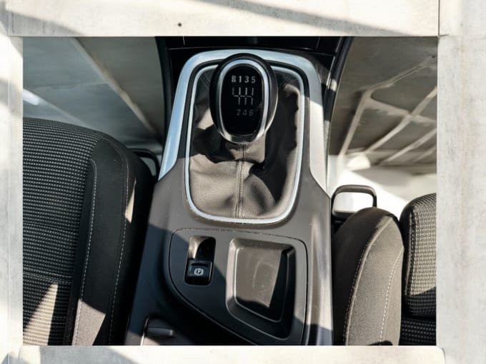 2025 Vauxhall Insignia