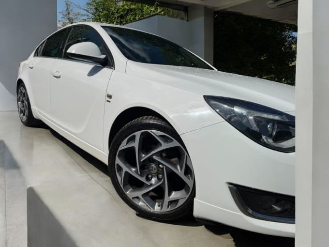2025 Vauxhall Insignia