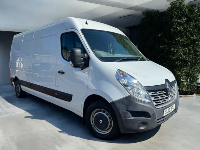 2025 Renault Master