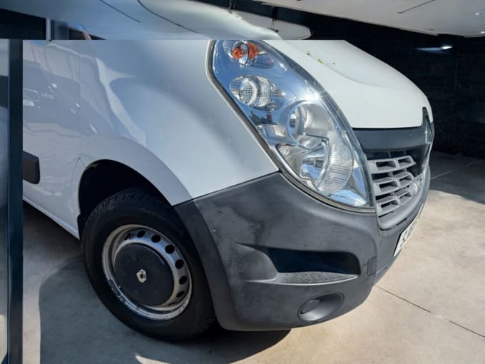 2025 Renault Master