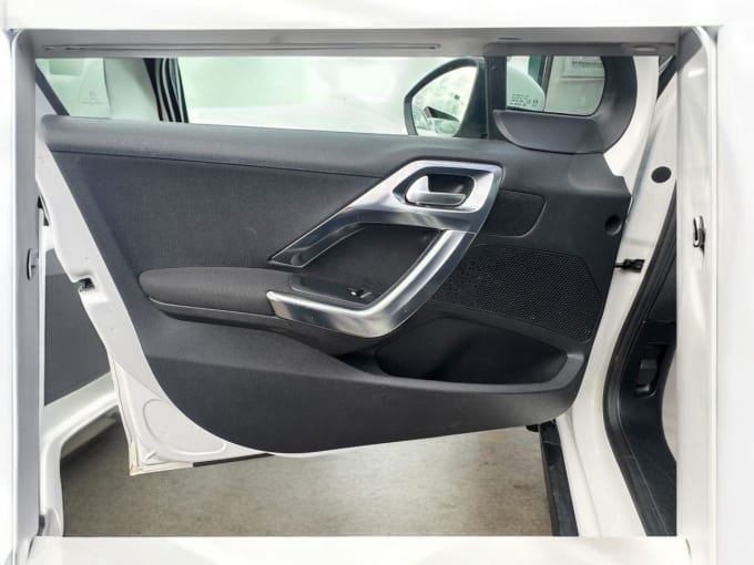2025 Peugeot 2008