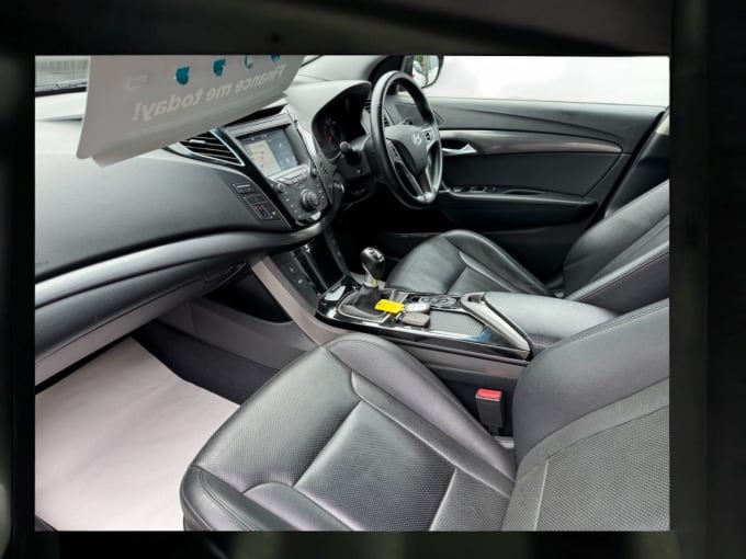 2025 Hyundai I40