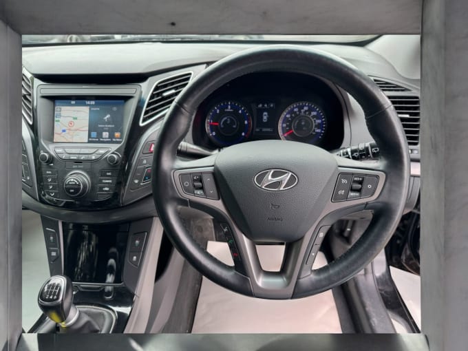 2025 Hyundai I40
