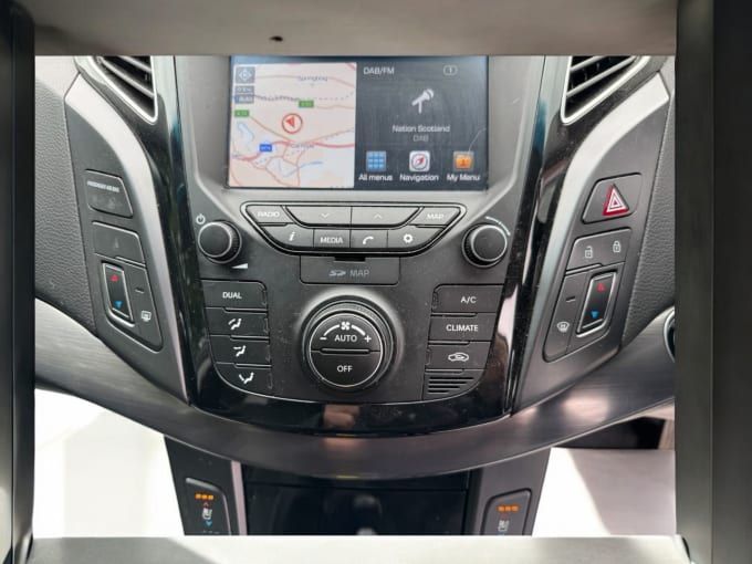 2025 Hyundai I40