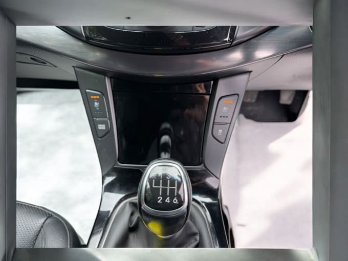2025 Hyundai I40