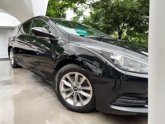 2025 Hyundai I40