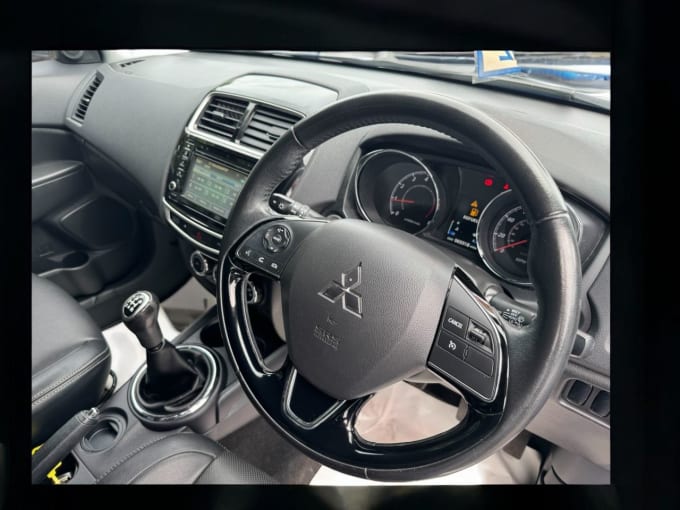 2025 Mitsubishi Asx