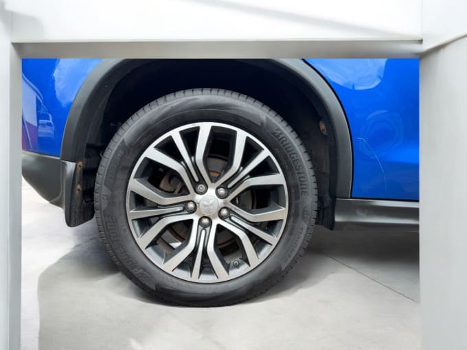 2025 Mitsubishi Asx