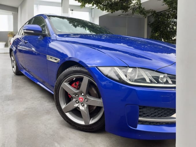 2025 Jaguar Xe