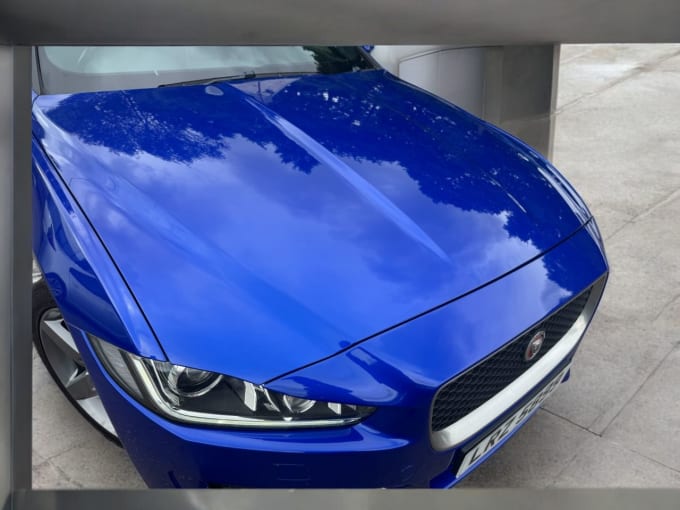 2025 Jaguar Xe
