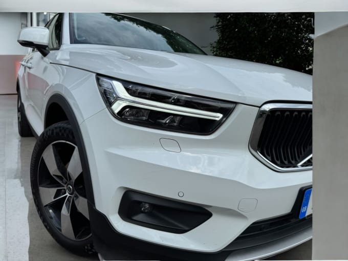 2025 Volvo Xc40