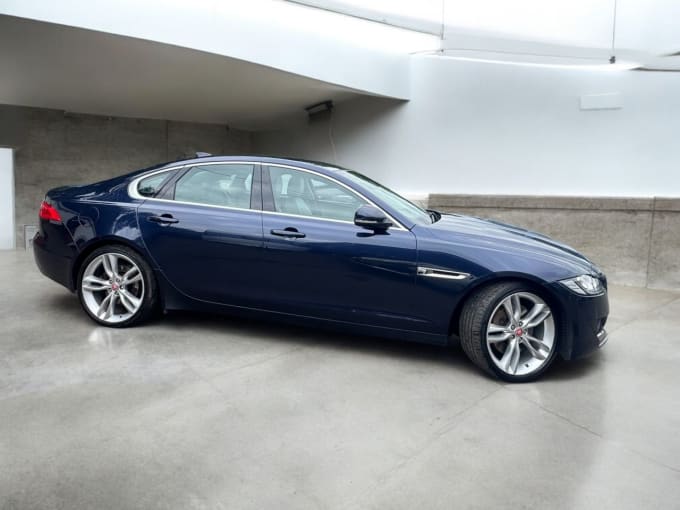 2025 Jaguar Xf