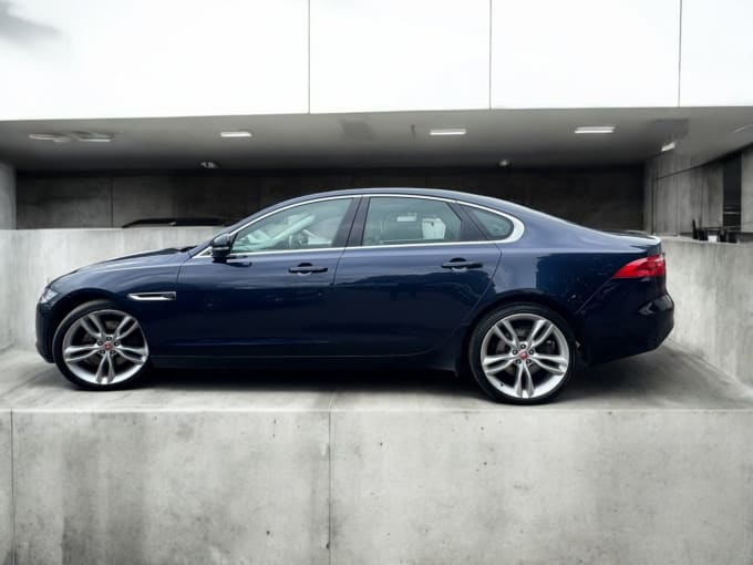 2025 Jaguar Xf