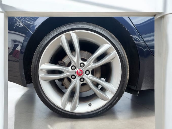 2025 Jaguar Xf