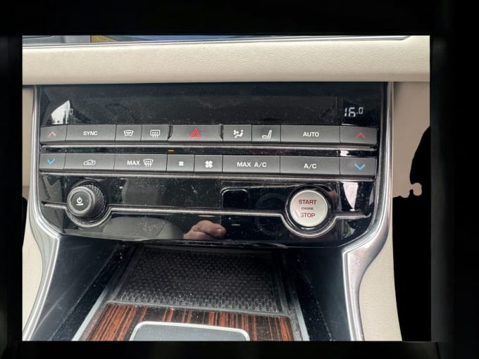 2025 Jaguar Xf